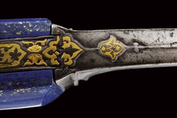 Bellissimo Pesh Kabz con guancette il lapislazzuli  - Asta Rare Armi Antiche e Armature da Tutto il Mondo - Associazione Nazionale - Case d'Asta italiane
