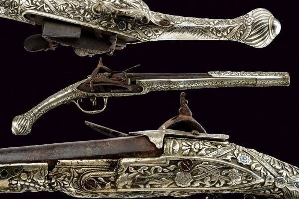 Pistola alla morlacca a pietra focaia con fornimenti in argento  - Asta Rare Armi Antiche e Armature da Tutto il Mondo - Associazione Nazionale - Case d'Asta italiane