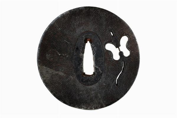 Tsuba ko-sukashi  - Asta Rare Armi Antiche e Armature da Tutto il Mondo - Associazione Nazionale - Case d'Asta italiane