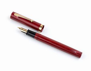 SHEAFFER: penna stilografica, pennino M  - Asta Gioielli e Argenti Moderni e Contemporanei - Associazione Nazionale - Case d'Asta italiane