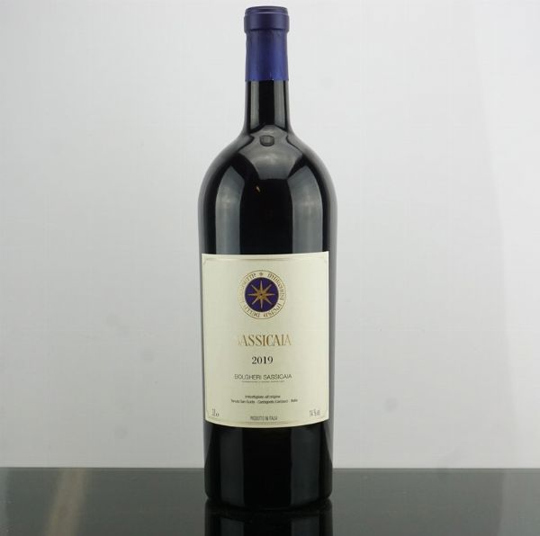 Sassicaia Tenuta San Guido 2019  - Asta AS TIME GOES BY | Vini Pregiati e da Collezione - Associazione Nazionale - Case d'Asta italiane