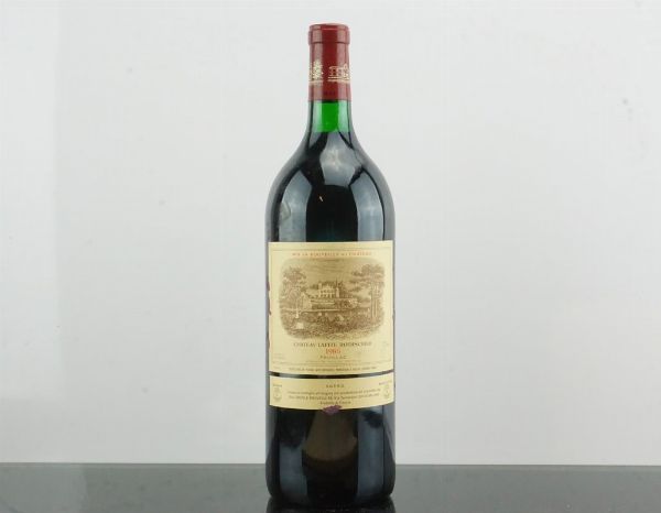 Château Lafite Rothschild 1986  - Asta AS TIME GOES BY | Vini Pregiati e da Collezione - Associazione Nazionale - Case d'Asta italiane