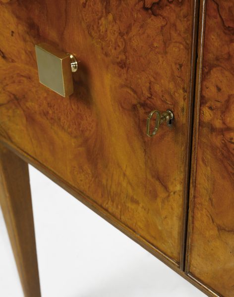 BORSI CESARE : Credenza a sei ante  - Asta Asta 447 | DESIGN E ARTI DECORATIVE DEL NOVECENTO Online - Associazione Nazionale - Case d'Asta italiane