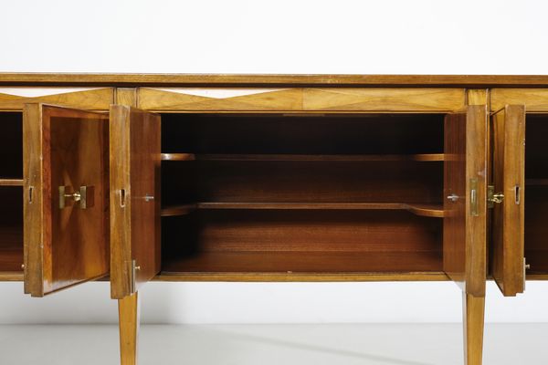 BORSI CESARE : Credenza a sei ante  - Asta Asta 447 | DESIGN E ARTI DECORATIVE DEL NOVECENTO Online - Associazione Nazionale - Case d'Asta italiane