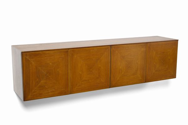 DARDI COSTANTINO (1936 - 1991) : attribuito. Credenza pensile per Mobilificio Olivieri, Italia  - Asta Asta 447 | DESIGN E ARTI DECORATIVE DEL NOVECENTO Online - Associazione Nazionale - Case d'Asta italiane