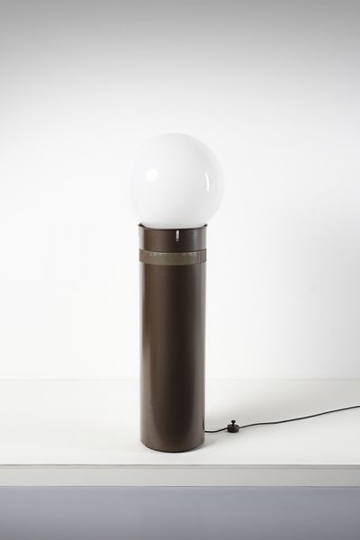 AULENTI GAE (1927 - 2012) : Lampada da terra mod. Oracolo per Artemide, Milano  - Asta Asta 447 | DESIGN E ARTI DECORATIVE DEL NOVECENTO Online - Associazione Nazionale - Case d'Asta italiane