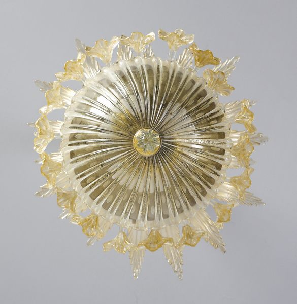 BAROVIER & TOSO : Lampada a sospensione decorata con foglie e fiori, Murano  - Asta Asta 447 | DESIGN E ARTI DECORATIVE DEL NOVECENTO Online - Associazione Nazionale - Case d'Asta italiane