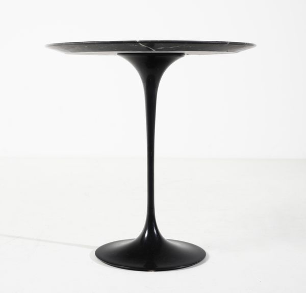 SAARINEN EERO (1910 - 1961) : Coppia di tavoli da salotto della serie Tulip per Knoll International, USA  - Asta Asta 447 | DESIGN E ARTI DECORATIVE DEL NOVECENTO Online - Associazione Nazionale - Case d'Asta italiane