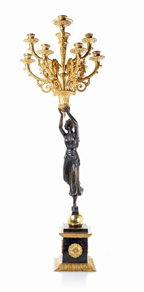 Coppia di grandi candelabri in bronzo dorato e brunito a dieci luci, Francia, seconda met del XIX secolo  - Asta Antiquariato - Icone, Arredi, Sculture, Oggetti d'Arte - Associazione Nazionale - Case d'Asta italiane