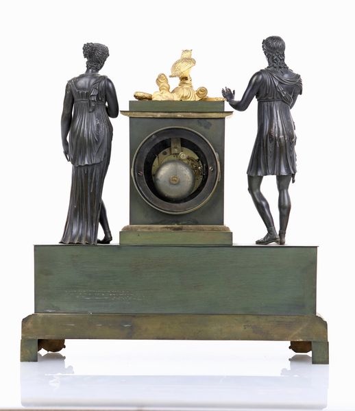 Orologio da camino in bronzo brunito e dorato, Francia, Carlo X  - Asta Antiquariato - Icone, Arredi, Sculture, Oggetti d'Arte - Associazione Nazionale - Case d'Asta italiane