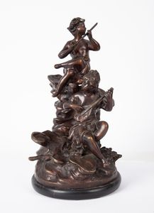 SCULTORE FRANCESE DEL XIX SECOLO : Fanciulli suonatori (nei modi di Claude Michel Clodion)  - Asta Antiquariato - Icone, Arredi, Sculture, Oggetti d'Arte - Associazione Nazionale - Case d'Asta italiane