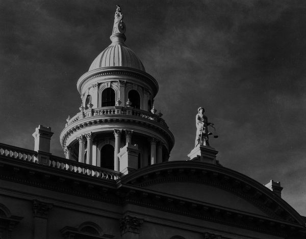 Ansel Adams : Merced Courthouse  - Asta Fotografia - Associazione Nazionale - Case d'Asta italiane