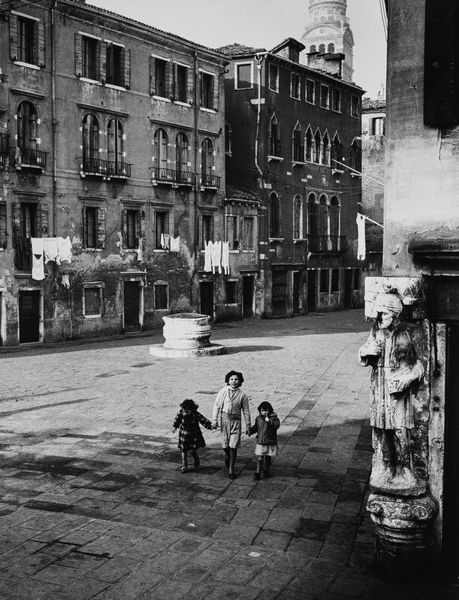 PAOLO MONTI : Campo dei Mori, Venezia  - Asta Fotografia - Associazione Nazionale - Case d'Asta italiane