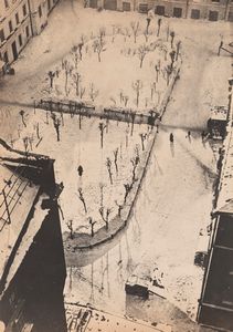 Alexander Rodchenko - Courtyard from above