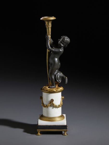 BRONZISTA FRANCESE DEL XIX SECOLO : Figura di putto reggifiaccola in bronzo parzialmente dorato, su base in marmo  - Asta Asta 449 | ARTE ANTICA E DEL XIX SECOLO Virtuale - Associazione Nazionale - Case d'Asta italiane