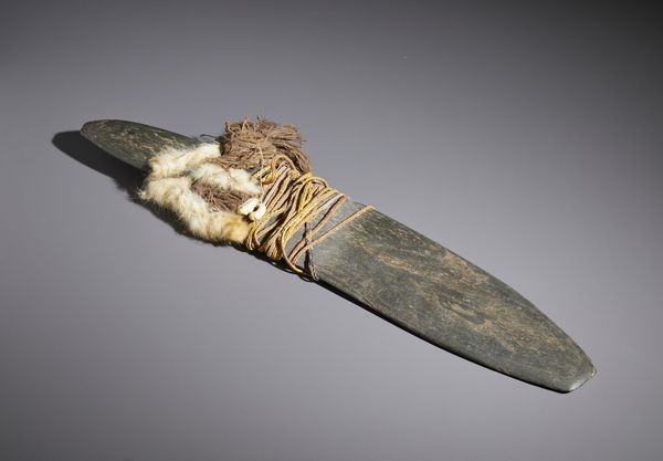 . : Interessante esemplare di ascia manuale proveniente dalla cultura Dani e dalla cultura Langda in Papua Nuova Guinea e prodotte con pietra vulcanica. Irian Jaya, XIX secolo.  - Asta Asta 450 | WUNDERKAMMER, CURIOSITIES & ETNOGRAFICA - A GENTLEMAN' S CABINET OF CURIOSITIES Online - Associazione Nazionale - Case d'Asta italiane