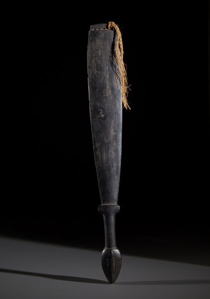 . : Bastone di comando Massim in legno duro e fibre vegetali.  Papua Nuova Guinea, XIX secolo.  - Asta Asta 450 | WUNDERKAMMER, CURIOSITIES & ETNOGRAFICA - A GENTLEMAN' S CABINET OF CURIOSITIES Online - Associazione Nazionale - Case d'Asta italiane