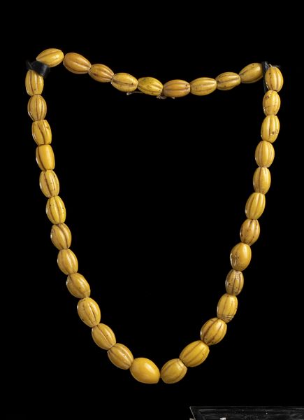 . : Collana di perle veneziane in vetro. Melanesia, cultura di Biak, XIX sec.  - Asta Asta 450 | WUNDERKAMMER, CURIOSITIES & ETNOGRAFICA - A GENTLEMAN' S CABINET OF CURIOSITIES Online - Associazione Nazionale - Case d'Asta italiane