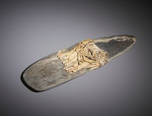 . : Interessante esemplare di ascia manuale proveniente dalla cultura Dani e dalla cultura Langda in Papua Nuova Guinea e prodotte con pietra vulcanica. Irian Jaya, XIX sec.  - Asta Asta 450 | WUNDERKAMMER, CURIOSITIES & ETNOGRAFICA - A GENTLEMAN' S CABINET OF CURIOSITIES Online - Associazione Nazionale - Case d'Asta italiane