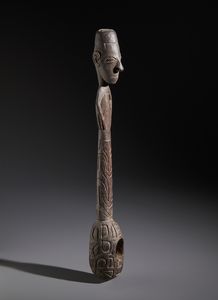 . : Pestello scolpito in legno proveniente dalla cultura Asmat. Papua Nuova Guinea, inizi XX secolo.  - Asta Asta 450 | WUNDERKAMMER, CURIOSITIES & ETNOGRAFICA - A GENTLEMAN' S CABINET OF CURIOSITIES Online - Associazione Nazionale - Case d'Asta italiane