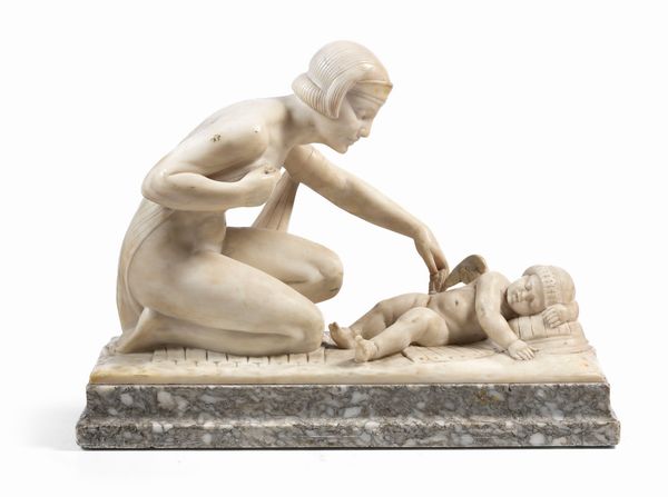 Ignoto scultore inizio XX secolo : Venere ruba una freccia ad Amore  - Asta Importanti Arredi, Maioliche, Sculture e Dipinti Antichi - Associazione Nazionale - Case d'Asta italiane