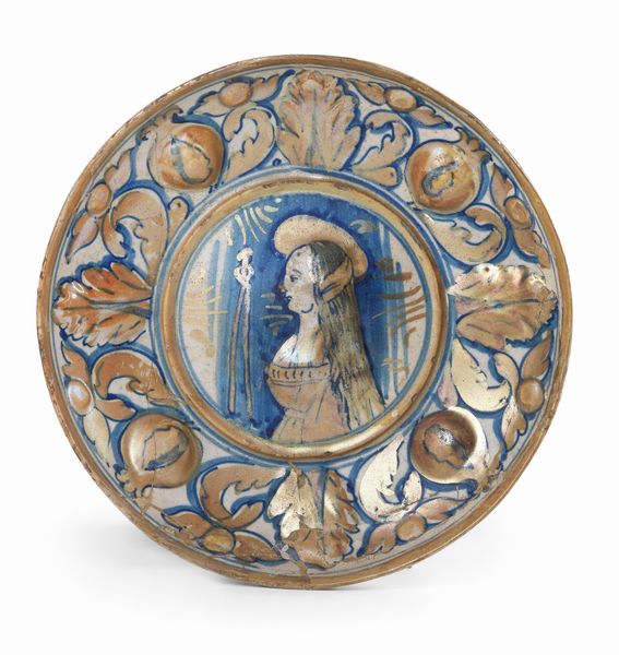 Piatto umbonato in maiolica policroma a lustro blu e oro  - Asta Importanti Arredi, Maioliche, Sculture e Dipinti Antichi - Associazione Nazionale - Case d'Asta italiane