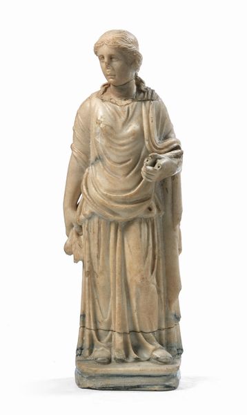 Ignoto scultore del XVIII secolo : Divinit femminile romana  - Asta Importanti Arredi, Maioliche, Sculture e Dipinti Antichi - Associazione Nazionale - Case d'Asta italiane