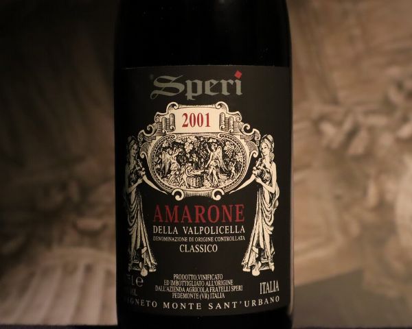 Amarone Classico Vigneto Monte SantUrbano Speri 2001  - Asta Smartwine 2.0 | Spring Classics - Associazione Nazionale - Case d'Asta italiane