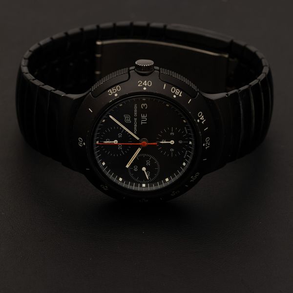 Orfina : Porsche Design automatico Black Chrono, pulsanti integrati nella cassa, quadrante nero con contatori verticali e indicazione di giorno e data, 41 mm  - Asta Watches - Associazione Nazionale - Case d'Asta italiane