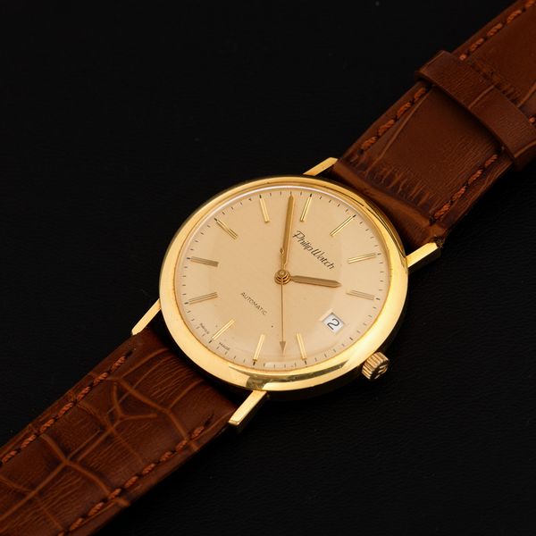 PHILIP WATCH : Automatic con datario in oro giallo 18k, quadrante champagne con indici applicati, 35 mm  - Asta Watches - Associazione Nazionale - Case d'Asta italiane