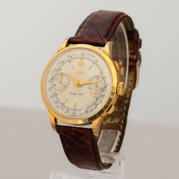 Eberhard & Co : Extrafort in oro giallo 18k carica manuale, quadrante argent due contatori e tasti quadri, 40 mm  - Asta Watches - Associazione Nazionale - Case d'Asta italiane