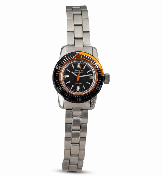 ENICAR : Mini Lady in acciaio, carica manuale, ghiera girevole, quadrante nero con indici applicati, 26 mm  - Asta Watches - Associazione Nazionale - Case d'Asta italiane