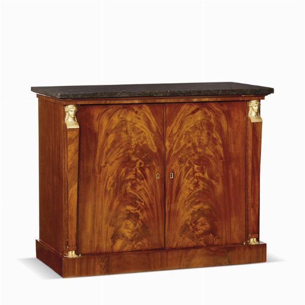 CREDENZA, FRANCIA, PRIMA METÀ SECOLO XIX  - Asta INTERNATIONAL FINE ART - Associazione Nazionale - Case d'Asta italiane