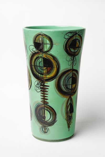 POZZI AMBROGIO (1931 - 2012) : Vaso decorato con soggetti astratti per Ceramica Pozzi, Varese  - Asta Asta 451 | DESIGN E ARTI DECORATIVE DEL NOVECENTO - CERAMICHE e VETRI Online - Associazione Nazionale - Case d'Asta italiane