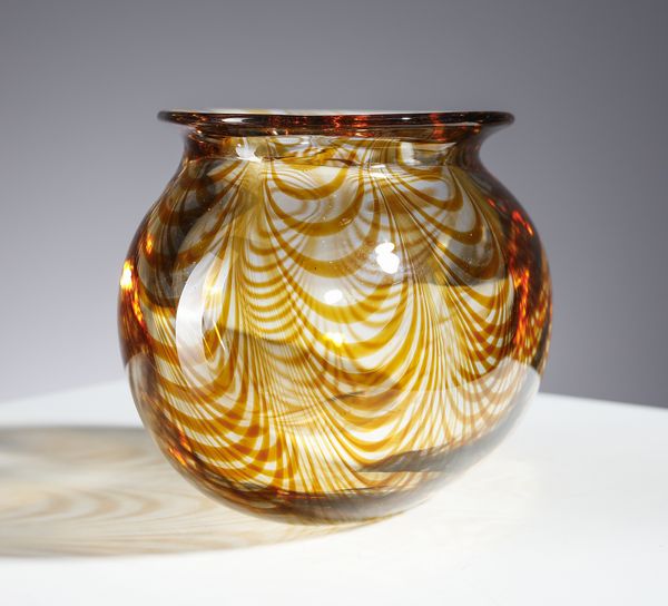 DA ROS ANTONIO (n. 1936) : Vaso per Cenedese, Murano  - Asta Asta 451 | DESIGN E ARTI DECORATIVE DEL NOVECENTO - CERAMICHE e VETRI Online - Associazione Nazionale - Case d'Asta italiane