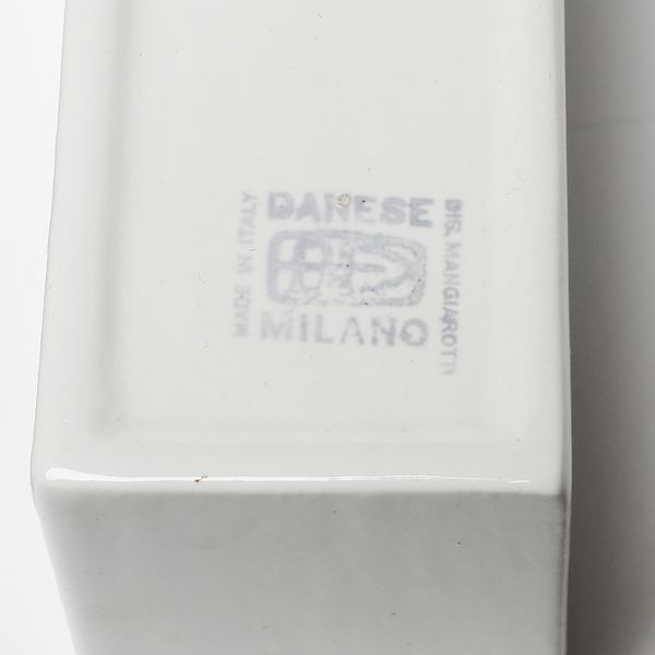 MANGIAROTTI ANGELO (1921 - 2012) : Set di quattro vasi mod. Tremiti per Danese, Milano  - Asta Asta 451 | DESIGN E ARTI DECORATIVE DEL NOVECENTO - CERAMICHE e VETRI Online - Associazione Nazionale - Case d'Asta italiane