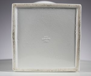 CAMPI ANTONIA (1921 - 2019) : Vaso per Societ Ceramica Italiana Laveno, Lavenia  - Asta Asta 451 | DESIGN E ARTI DECORATIVE DEL NOVECENTO - CERAMICHE e VETRI Online - Associazione Nazionale - Case d'Asta italiane