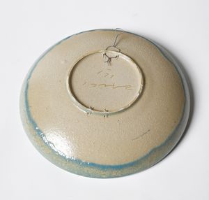 ZAULI CARLO (1926 - 2002) : Piatto con decori informali a rilievo  - Asta Asta 451 | DESIGN E ARTI DECORATIVE DEL NOVECENTO - CERAMICHE e VETRI Online - Associazione Nazionale - Case d'Asta italiane