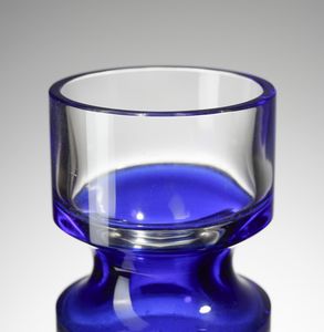 NASON CARLO (n. 1935) : Vaso portafiori S 408 per AV Mazzega, Murano  - Asta Asta 451 | DESIGN E ARTI DECORATIVE DEL NOVECENTO - CERAMICHE e VETRI Online - Associazione Nazionale - Case d'Asta italiane