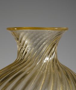 SEGUSO ARCHIMEDE (1909 - 1999) : Vaso globulare con costolature ritorte, Murano  - Asta Asta 451 | DESIGN E ARTI DECORATIVE DEL NOVECENTO - CERAMICHE e VETRI Online - Associazione Nazionale - Case d'Asta italiane