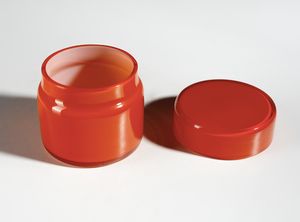 VISTOSI GINO (1925 - 1980) : Due bottiglie e una scatola con coperchio, Murano  - Asta Asta 451 | DESIGN E ARTI DECORATIVE DEL NOVECENTO - CERAMICHE e VETRI Online - Associazione Nazionale - Case d'Asta italiane