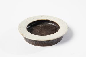 GAMBONE BRUNO (1936 - 2021) : Posacenere e tazza  - Asta Asta 451 | DESIGN E ARTI DECORATIVE DEL NOVECENTO - CERAMICHE e VETRI Online - Associazione Nazionale - Case d'Asta italiane