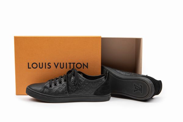 Louis Vuitton : Sneaker stringata  - Asta Luxury Fashion - Associazione Nazionale - Case d'Asta italiane
