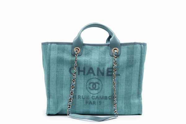 CHANEL : Borsa Deauville Rue Cambon  - Asta Luxury Fashion - Associazione Nazionale - Case d'Asta italiane