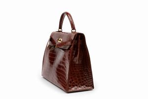 Hermès : Borsa Kelly Sellier 32 cm  - Asta Luxury Fashion - Associazione Nazionale - Case d'Asta italiane