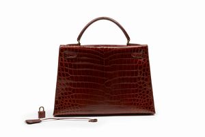 Hermès : Borsa Kelly Sellier 32 cm  - Asta Luxury Fashion - Associazione Nazionale - Case d'Asta italiane