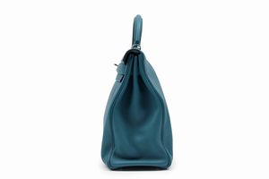 Hermès : Borsa Kelly Retourne 40 cm  - Asta Luxury Fashion - Associazione Nazionale - Case d'Asta italiane