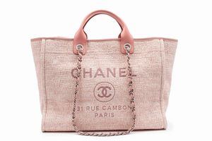 CHANEL - Borsa Deauville Rue Cambon