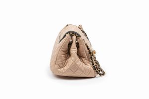 CHANEL : Borsa  - Asta Luxury Fashion - Associazione Nazionale - Case d'Asta italiane