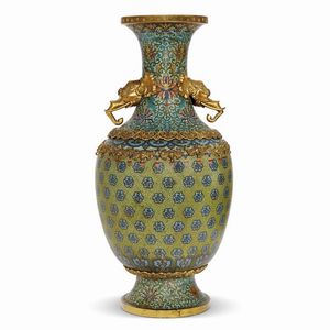 VASO, CINA, DINASTIA QING, PERIODO QIANLONG-JIAQING  - Asta Arte Orientale 东方艺术 - Associazione Nazionale - Case d'Asta italiane